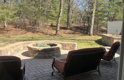 Caseville Casa | Beautiful fully furnished tri-level home located 3 miles outside of Caseville.