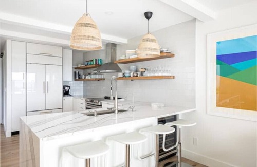 Glen Arbor Condominio | Beautiful Fully Renovated 4bed/4bath Waterfront Condo on Lake Michigan
