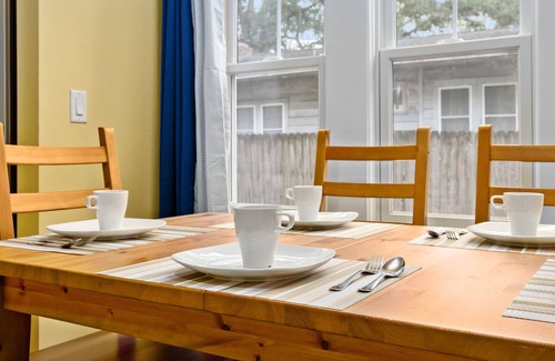 College Park Casa | Beautiful getaway home minutes from downtown and parks