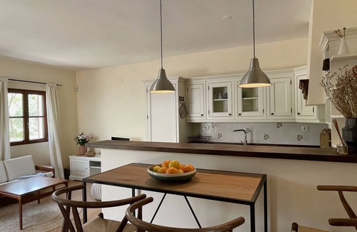 Cervera del Maestrat Apartamento | Beautiful holiday apartment for 4 people in the countryside
