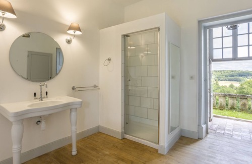 Sers Casa | Castillo bien calentado ideal para Navidad, en familia o con amigos.