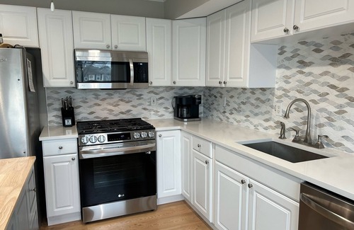 Bradley Beach Casa | Beautiful home 3 blocks from the beach with plenty of common space