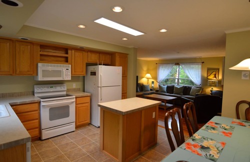 Baileys Harbor Cabaña | Hermosa casa de tres habitaciones en el centro de Baileys Harbor