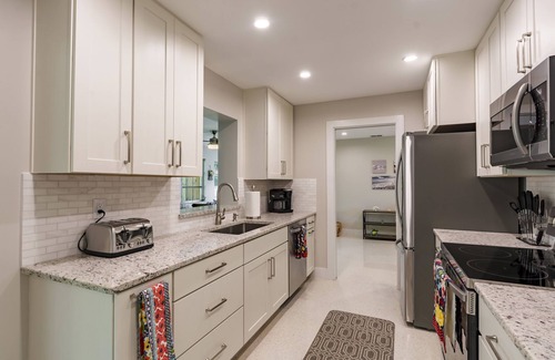 Gulf Gate Estates Casa | Beautiful Home In Gulf Gate - 4 Miles to Siesta Key Beach