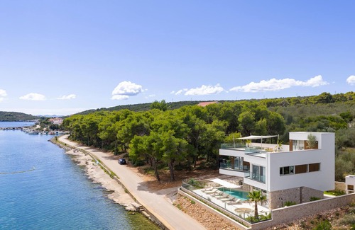 Municipality of Kali Casa | Beautiful home in Kali