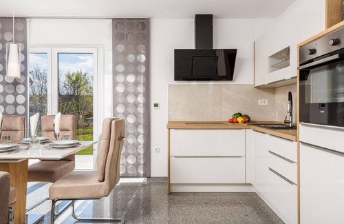 Viskovo Casa | Hermosa casa en Kastav con WiFi