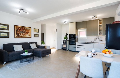 Necujam Casa | Hermosa casa en Necujam con WiFi