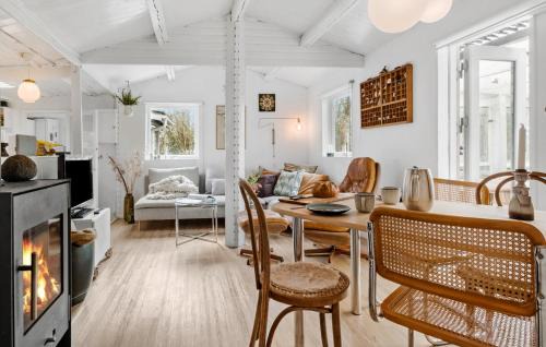 Or Casa | Beautiful Home In Orø With Wifi