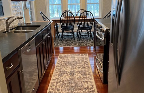 Fennville Casa | Casa de lujo en un entorno arbolado privado cerca del lago Michigan