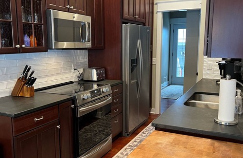 Fennville Casa | Casa de lujo en un entorno arbolado privado cerca del lago Michigan