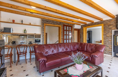 Kraljevica Casa | Hermosa casa en Smrika con WiFi