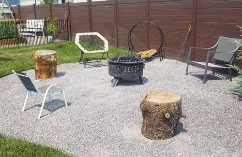 Vineyard Casa | Beautiful Home just miles from Sundance Mountain Resort