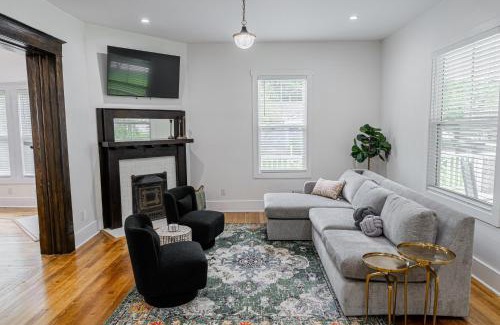 Norcross Casa | Beautiful Home Located In Norcross