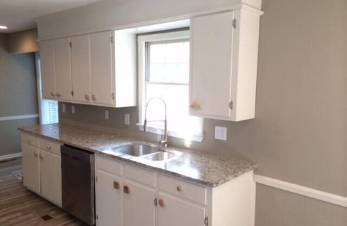 Northport Casa | Hermosa casa en el lago Tuscaloosa ideal para una escapada por fines y reuniones familiares!