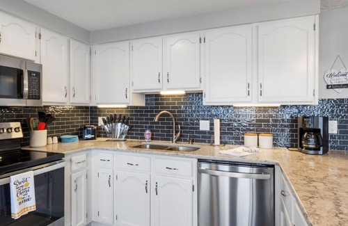 Lake of the Ozarks Casa | Beautiful Home with Amazing Lake Views in every room of house!