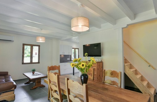 Lacapelle-Marival Casa | Beautiful house in a holiday park with a pool