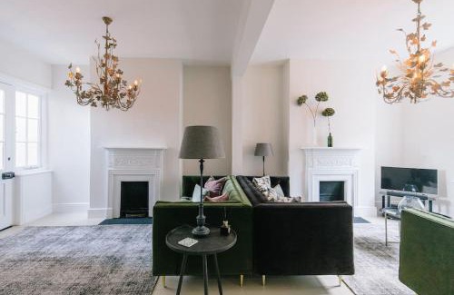 Cirencester Casa | Beautiful house, Cirencester centre, parking