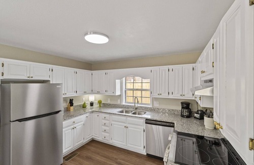 Greeneville Casa | Beautiful House in Johnson City