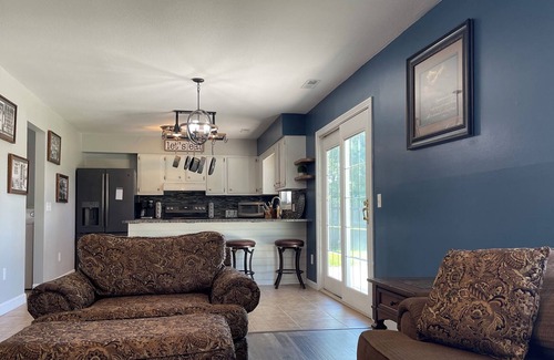 Saint Marys  Allen County Casa | Beautiful House Minutes from Lutheran Hospital!