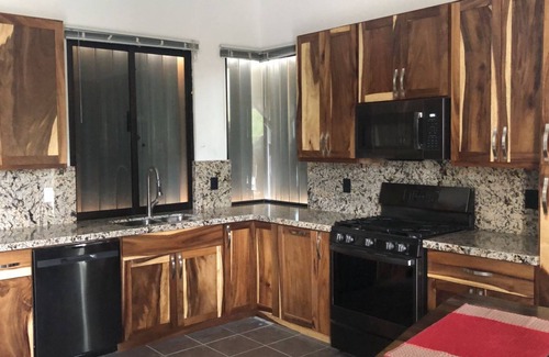 Los Barriles Casa | Hermosos apartamentos de 2 habitaciones, además de una cama alta tipo loft, 2. 5 baños, piscina privada y patio