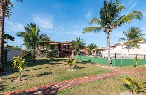 Taperapua Beach Apartamento | Beautiful House With Pool & Barbecue Ura0015