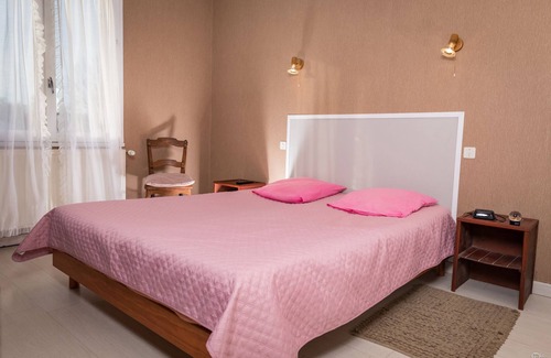 Verteillac Casa | Hermosa casa con piscina - 6/8 personas