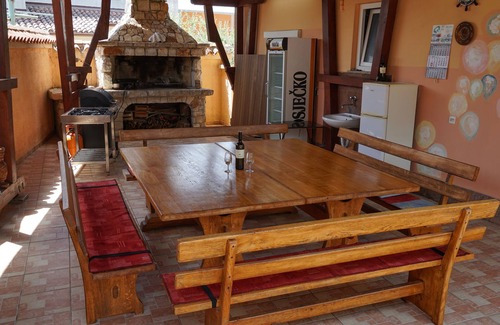 Kosinozici Casa | Hermosa casa con piscina y jardín en una zona tranquila en Porec