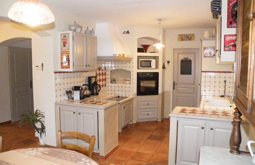 Connaux Villa | VILLA, VISTA HERMOSA CON PISCINA CLIMATIZADA INFINITY entre Nimes, Aviñón