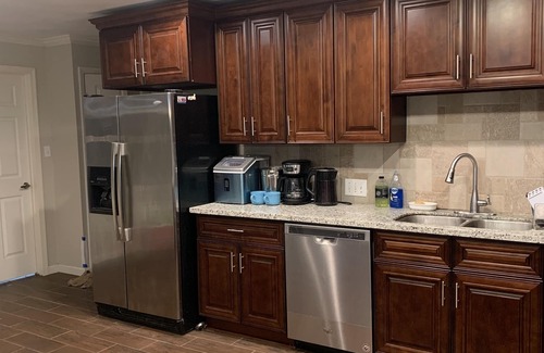 Dickinson Casa | Beautiful house with 4 bedrooms and 3 bathrooms