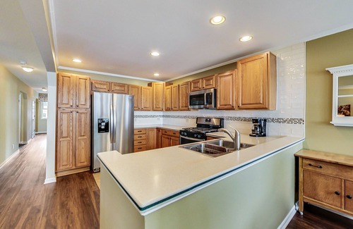 Round Lake Casa | Beautiful Huge Lakefront Remodeled Home with Incredible Views