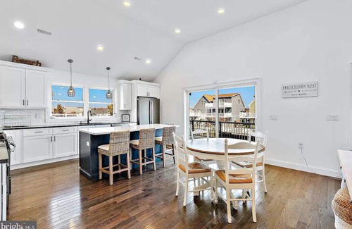 Beach Haven West Casa | Beautiful lagoon front home! Heated inground pool. Only minutes to LBI beaches.
