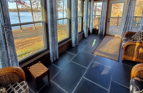 Hardin Casa | Escapada frente al lago con muelle privado