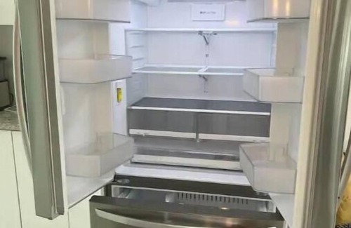 Pembroke Park Casa | Beautiful Lake House Close to Miami