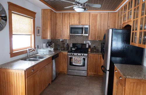 Wells Casa | Beautiful Lake-side home in Wells, VT Within 45 minutes to 3 ski slopes