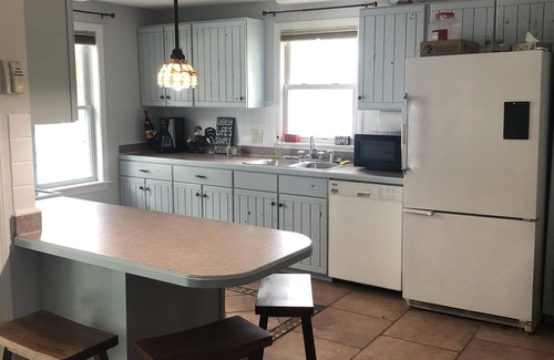 Sturbridge Casa | Hermosa casa frente al lago en el corazón de Massachusetts Cerca de Antiquing y cervecerías