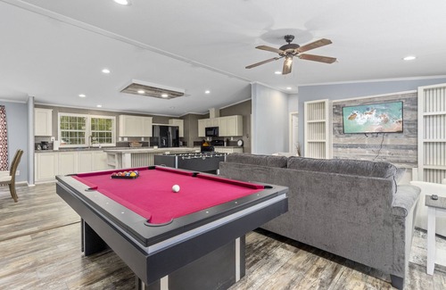 Henderson County Casa | Beautiful Lakehouse - Near Lake - Cabin Feel - TX