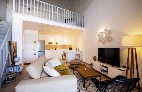 Bellevue Apartamento | Hermoso apartamento grande en La Place du Village