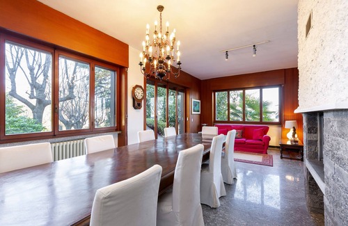 Montrigiasco Villa | Hermosa villa grande en medio de la exuberante naturaleza verde!