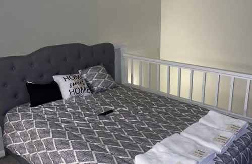 Clarkston Apartamento | Beautiful Loft with fun amenities, also close to Stone Mountain.