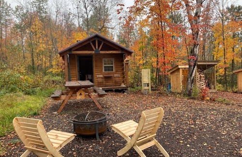 Finland Cabina | Beautiful log cabin in Finland, Mn with cozy charm