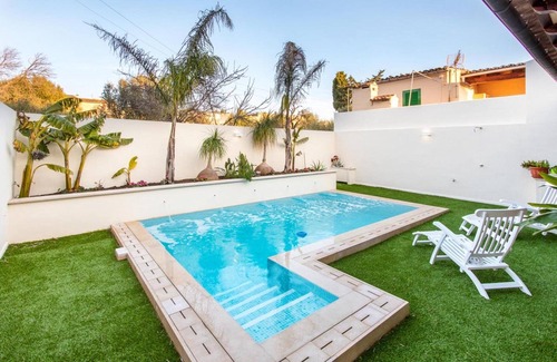 Consell Villa | Beautiful Mallorca Villa | 3 Bedrooms | Villa Townhouse Memories | Walking Distance to Town Square & Private Pool | Consell