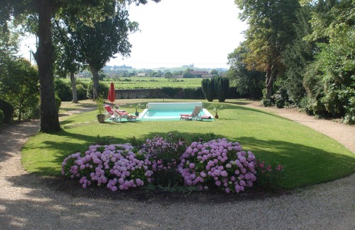 Cadillac Casa | Hermosa casa con jardín y piscina privada ds viñedo de Burdeos