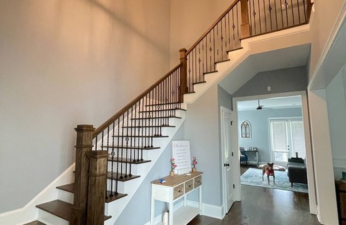 Evans Casa | Beautiful Masters Rental Quiet Neighborhood