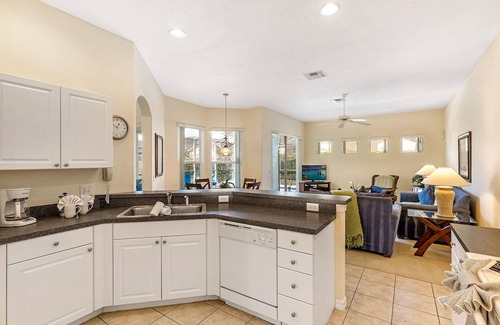 Tuscan Hills Casa | Beautiful Mediterranean Style Villa Close to Disney with Private Pool and Spa