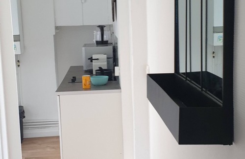 Anatole France Danton Apartamento | Beautiful modern apartment LH Center ville