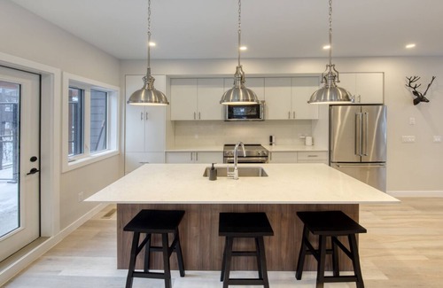 East Kootenay Casa | Beautiful, modern Slopeside 5 bedroom townhome
