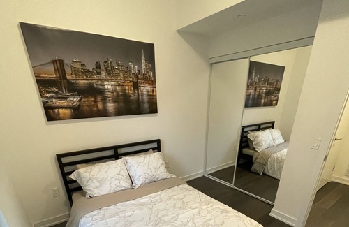 Bathurst Quay Casa | Beautiful Modern townhome in heart of downtown Toronto