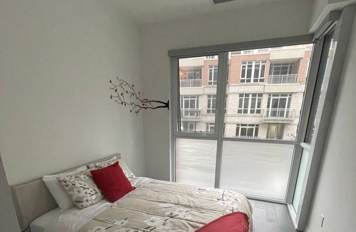Bathurst Quay Casa | Beautiful Modern townhome in heart of downtown Toronto