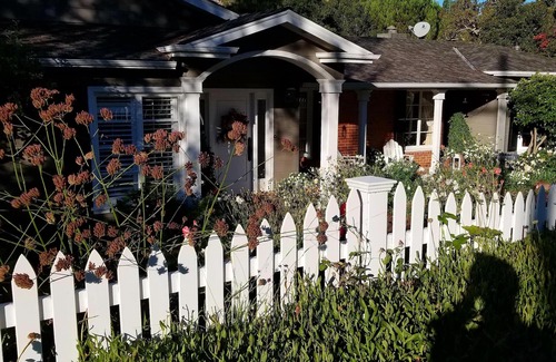 Monterey Casa | Hermosa Monterey Bay Home, 2HAB, 2BA