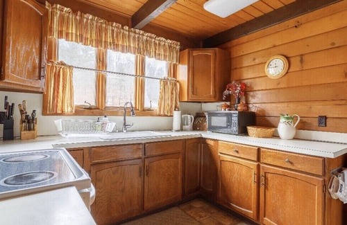 Hunter Chalet De Esquí | Bella Vista a la montaña y al río Frente Chalet